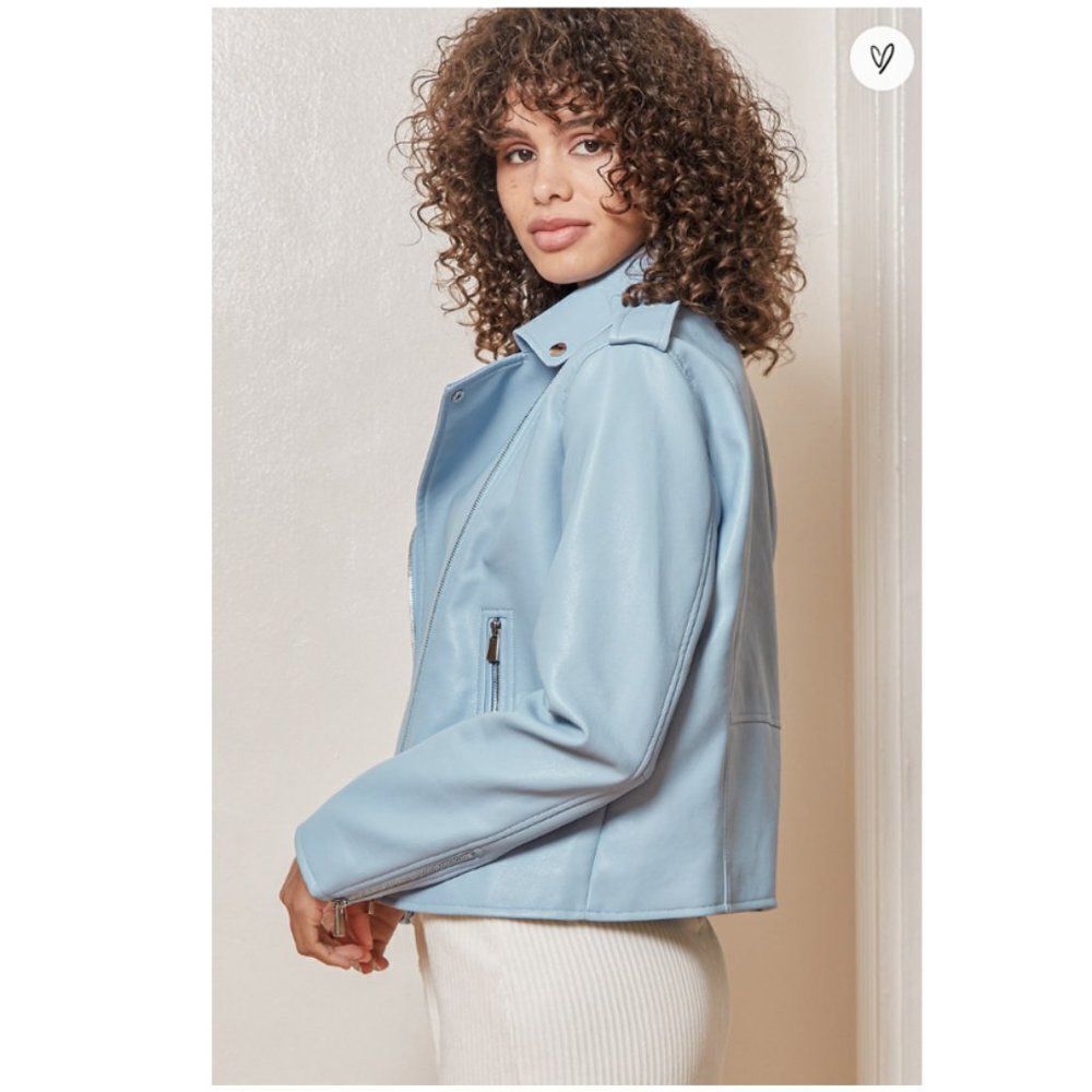 LULU'S cropped biker jacket Out for the Night Blue Vegan Leather Moto Jacket NWT - Picture 4 of 8